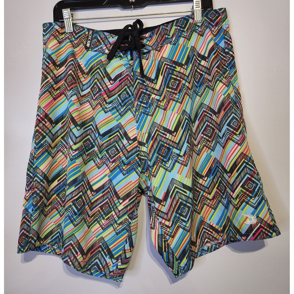 Pacific Surf By Exist Men Medium Multicolor Chevron Swim Drawstring Board Shorts